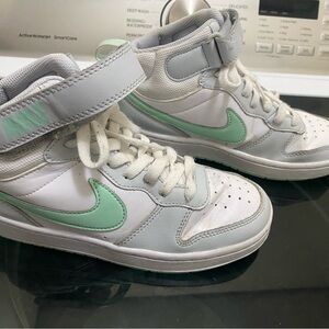 Nike Kids High-Top Sneakers in Mint Green and White